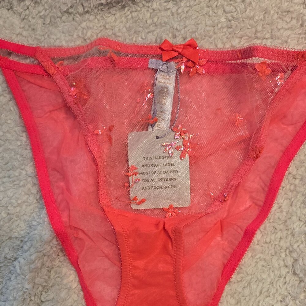 BNWT Savage X Fenty Undie Curvy Foiled Embroidery String Bikini Pink 2X - Picture 2 of 4
